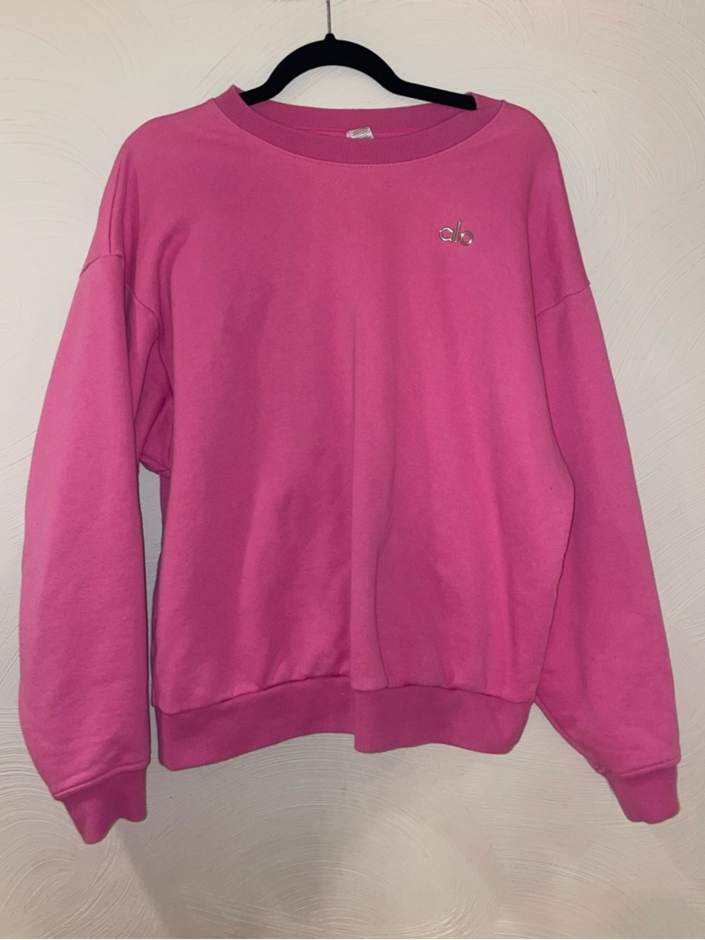 Alo Yoga Accolade Crew Neck Pullover Sweatshirt